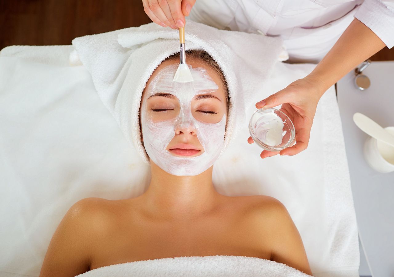 Ο πλήρης οδηγός για facial και body therapies: φροντίδα, αναζωογόνηση και ευεξία